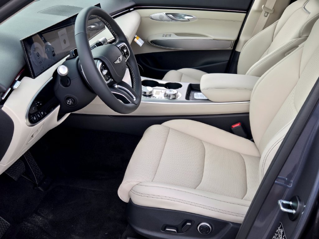 New 2027 Genesis GV70 2.5T Select AWD/4WD image 5