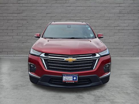 Used 2023 Chevrolet Traverse LT FWD image 4