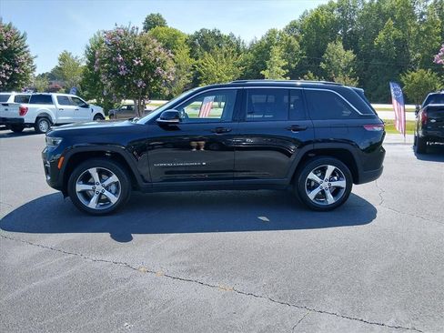 Used 2022 Jeep Grand Cherokee Limited RWD image 7