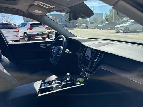 Certified 2023 Volvo XC60 B5 Plus w/ Climate Package image 12
