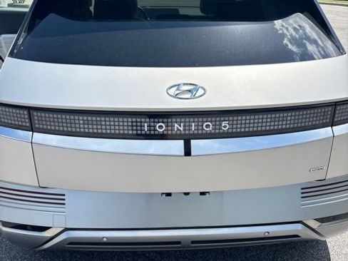 Used 2024 Hyundai Ioniq 5 Limited AWD/4WD image 8
