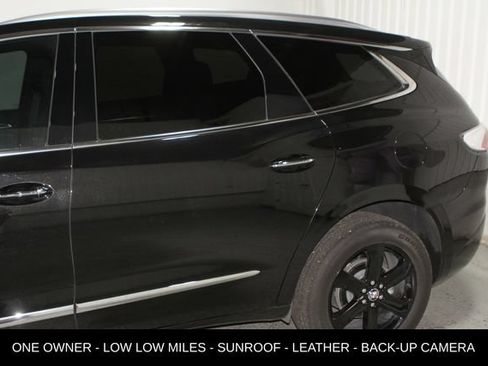 Used 2023 Buick Enclave Essence w/ Experience Buick Package AWD/4WD image 10