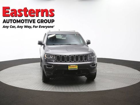 Used 2020 Jeep Grand Cherokee Laredo AWD/4WD image 50