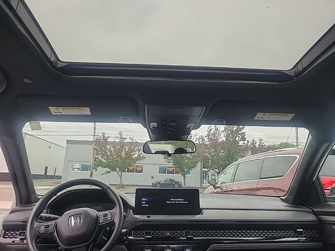 Used 2024 Honda Accord Sport image 12