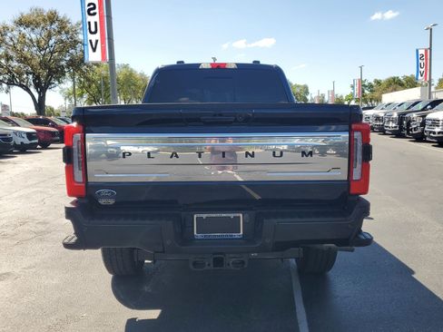 Certified 2023 Ford F250 Platinum image 8