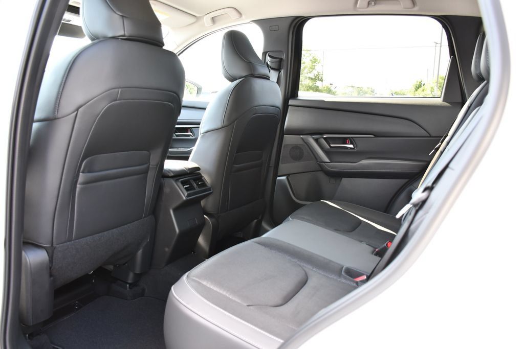 New 2026 MAZDA CX-5 Preferred AWD/4WD image 17
