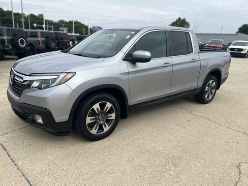 Used 2017 Honda Ridgeline RTL-T image 10