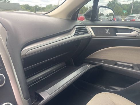 Used 2019 Ford Fusion S FWD image 30