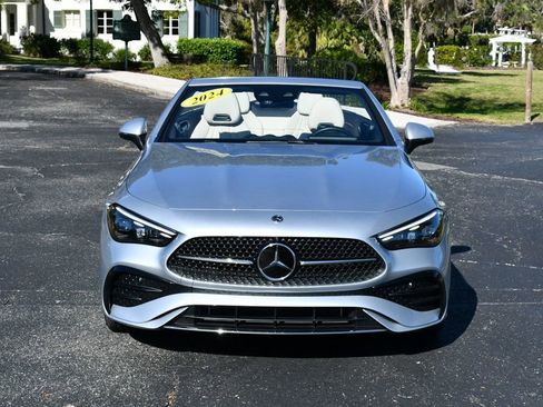 Used 2024 Mercedes-Benz CLE 450 4MATIC Cabriolet image 50