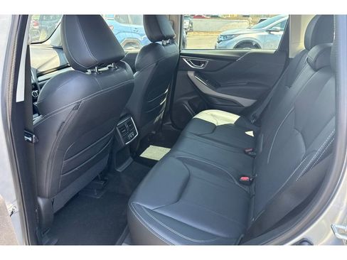 Used 2022 Subaru Forester Limited w/ Popular Package #3 image 14