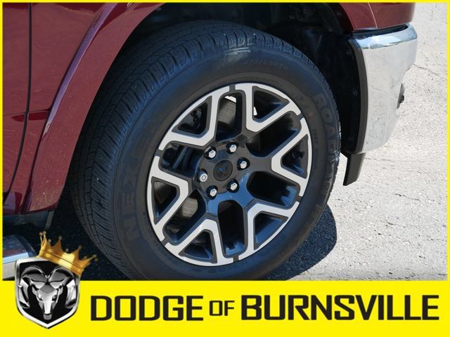 Used 2025 RAM 1500 Laramie AWD/4WD image 10