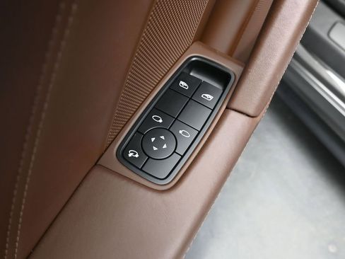 Certified 2022 Porsche 911 Carrera GTS RWD image 9