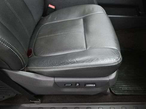 Used 2015 Ford F250 Lariat w/ Lariat Ultimate Package image 36