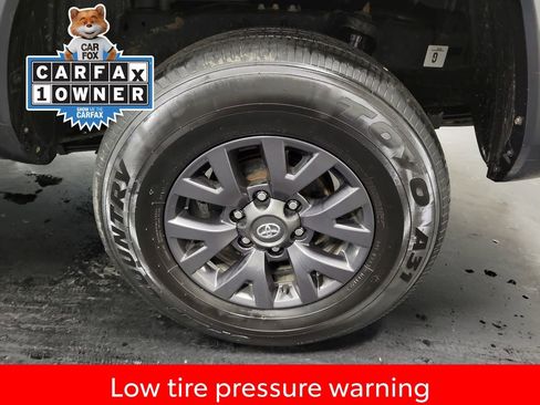 Used 2022 Toyota Tacoma SR5 image 10