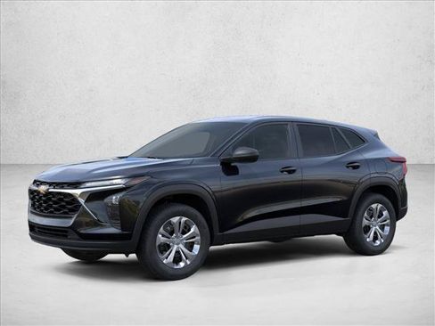 New 2026 Chevrolet Trax LS FWD image 3