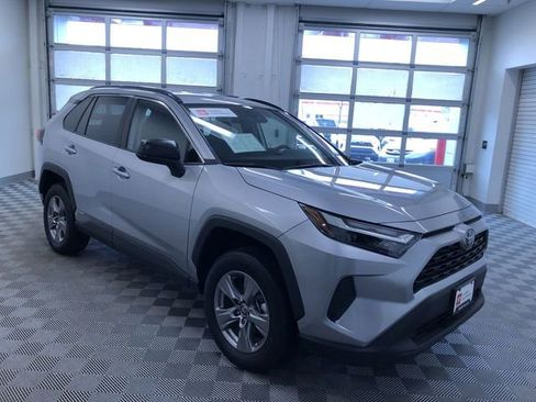 Certified 2025 Toyota RAV4 LE AWD/4WD image 36