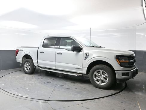 Used 2024 Ford F150 XLT w/ Mobile Office Package image 5