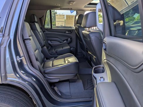 Used 2020 Chevrolet Tahoe LT w/ RST Edition AWD/4WD image 34