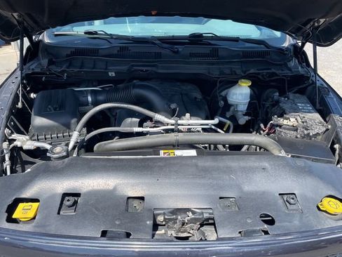 Used 2018 RAM 1500 Express AWD/4WD image 27