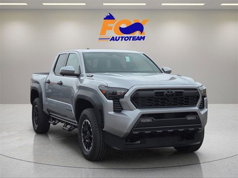 New 2026 Toyota Tacoma TRD Off-Road image 7