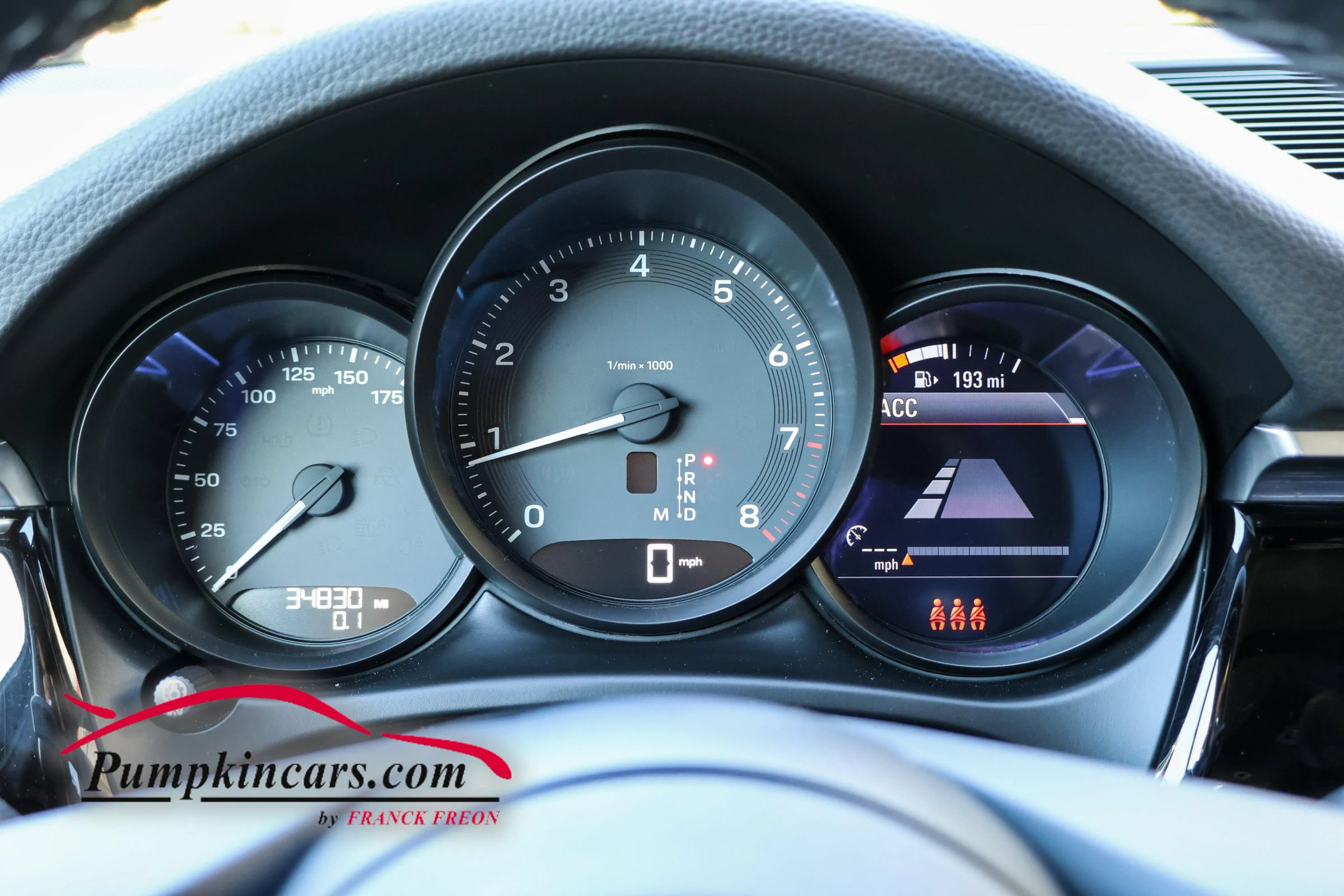 Used 2023 Porsche Macan AWD/4WD image 27