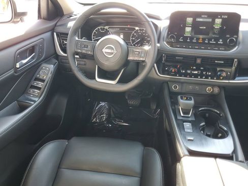 Used 2022 Nissan Rogue SL w/ SL Premium Package FWD image 16