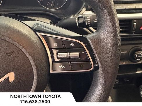 Used 2023 Kia Forte LXS FWD image 17