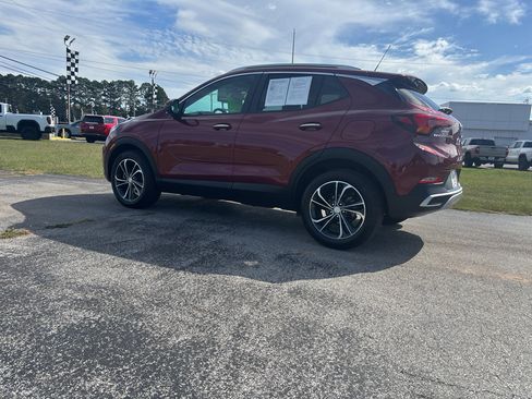 Used 2023 Buick Encore GX Select image 2