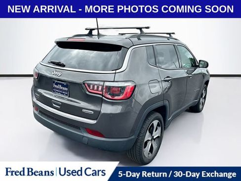 Used 2019 Jeep Compass Latitude w/ Popular Equipment Group AWD/4WD image 10