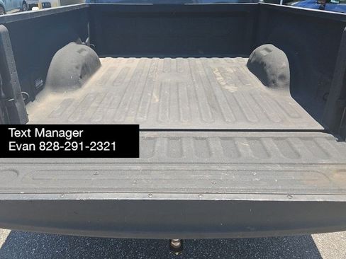 Used 2018 RAM 1500 Express AWD/4WD image 4