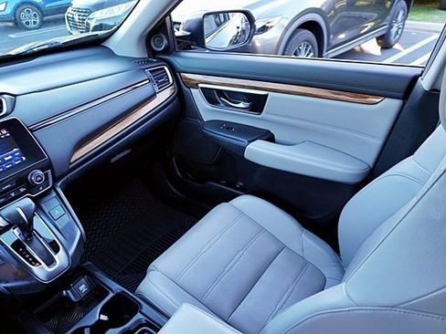Used 2018 Honda CR-V Touring image 22