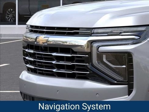 New 2026 Chevrolet Suburban LT w/ Comfort Package AWD/4WD image 15
