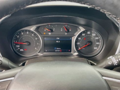 Used 2024 Chevrolet Equinox LT FWD image 12