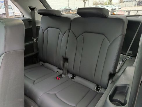 Used 2023 Audi Q7 3.0T Prestige w/ Prestige Package image 33