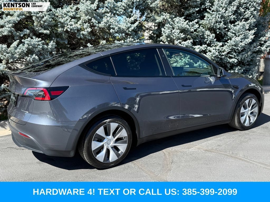 Used 2023 Tesla Model Y Long Range AWD/4WD image 9