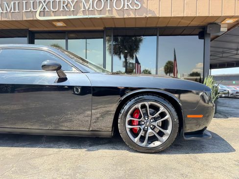 Used 2021 Dodge Challenger R/T Scat Pack RWD image 15