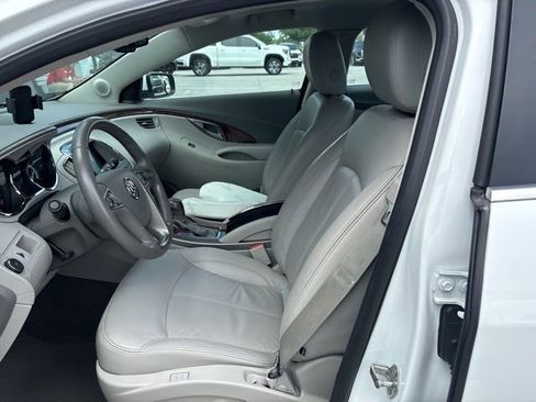 Used 2013 Buick LaCrosse Leather FWD image 11