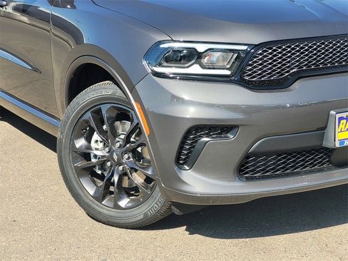 New 2024 Dodge Durango SXT w/ SXT Blacktop Group image 3