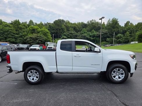 Used 2022 Chevrolet Colorado LT w/ Fleet Safety Package RWD image 9