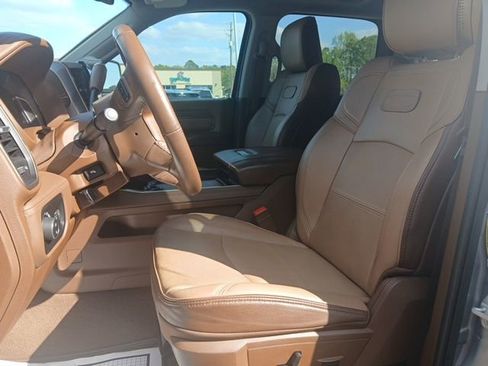 Used 2023 RAM 3500 Limited image 15