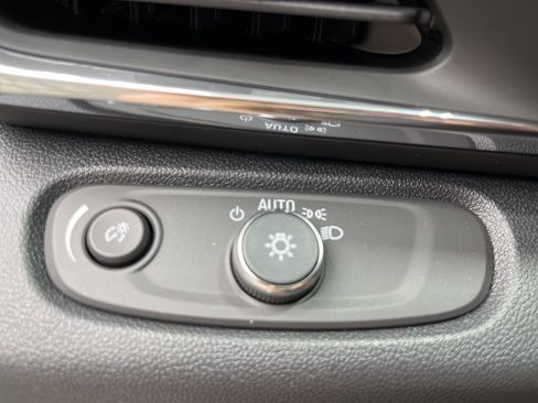 New 2026 Buick Envista Sport Touring w/ Convenience I Package FWD image 10