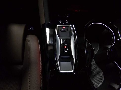 New 2025 Audi Q5 Prestige image 31