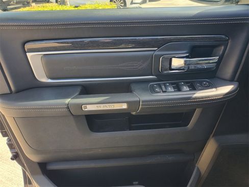 Used 2017 RAM 1500 Limited image 18