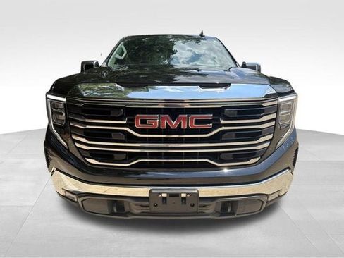 Used 2023 GMC Sierra 1500 SLT AWD/4WD image 2