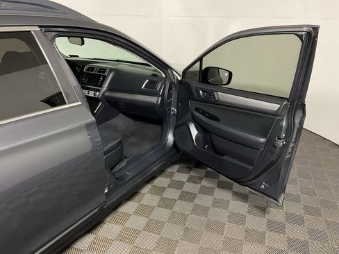 Used 2019 Subaru Outback 2.5i image 34