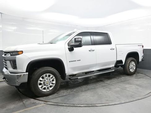 Used 2023 Chevrolet Silverado 2500 LTZ w/ Safety Package AWD/4WD image 3