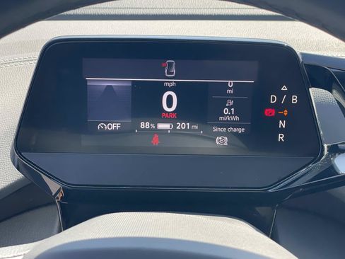 Certified 2023 Volkswagen ID.4 Pro RWD image 17