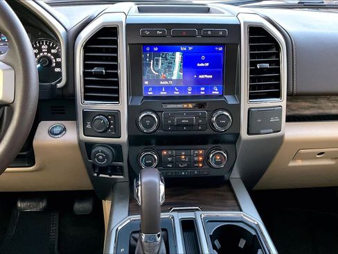 Used 2020 Ford F150 Lariat image 6