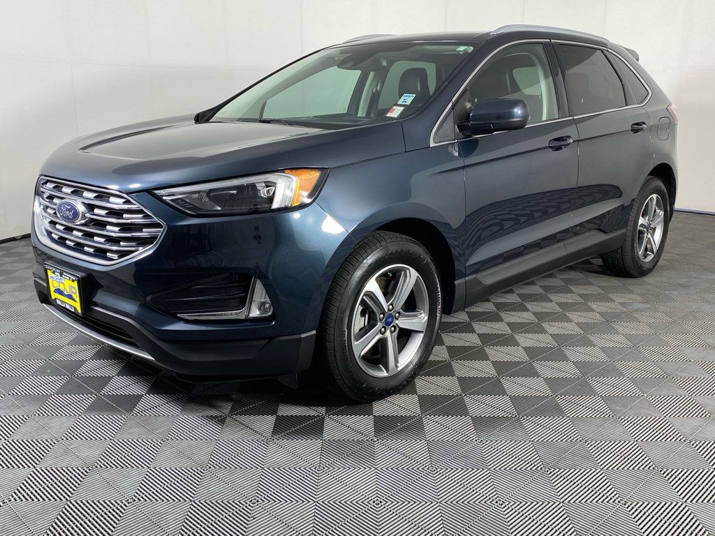 Used 2022 Ford Edge SEL w/ Convenience Package AWD/4WD image 4