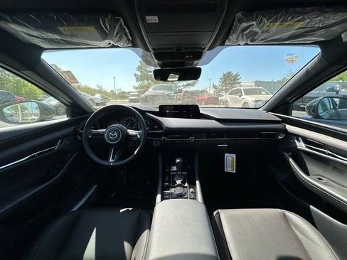 New 2026 MAZDA MAZDA3 Hatchback w/Premium Plus Pkg AWD/4WD image 2